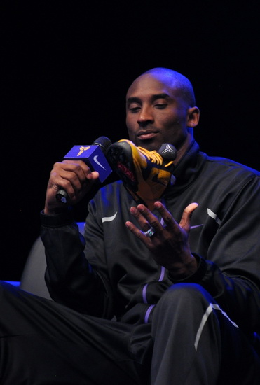 的快速背身 的快速背身